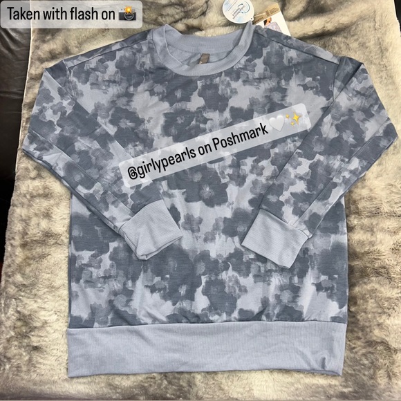 Mondetta Ladies' Lightweight Active Top NEW - Picture 2 of 7